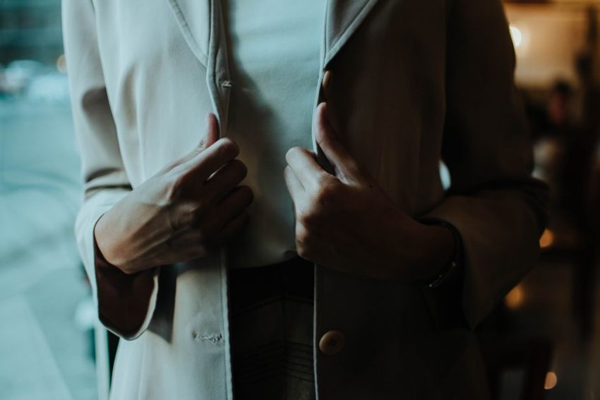 How To Layer Necklaces: Necklace Layering Rules I Break (And the 3 Chains That Actually Work) How To Layer Necklaces: Necklace Layering Rules I Break (And the 3 Chains That Actually Work)
