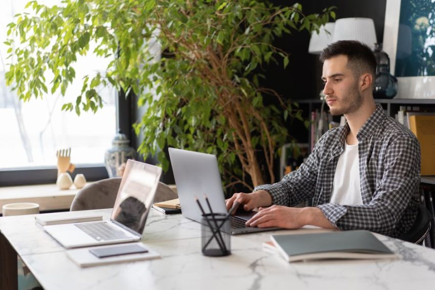 Remote Work Business Casual Wardrobe: Remote Work Wardrobe: The Business Casual Pieces That Still Matter